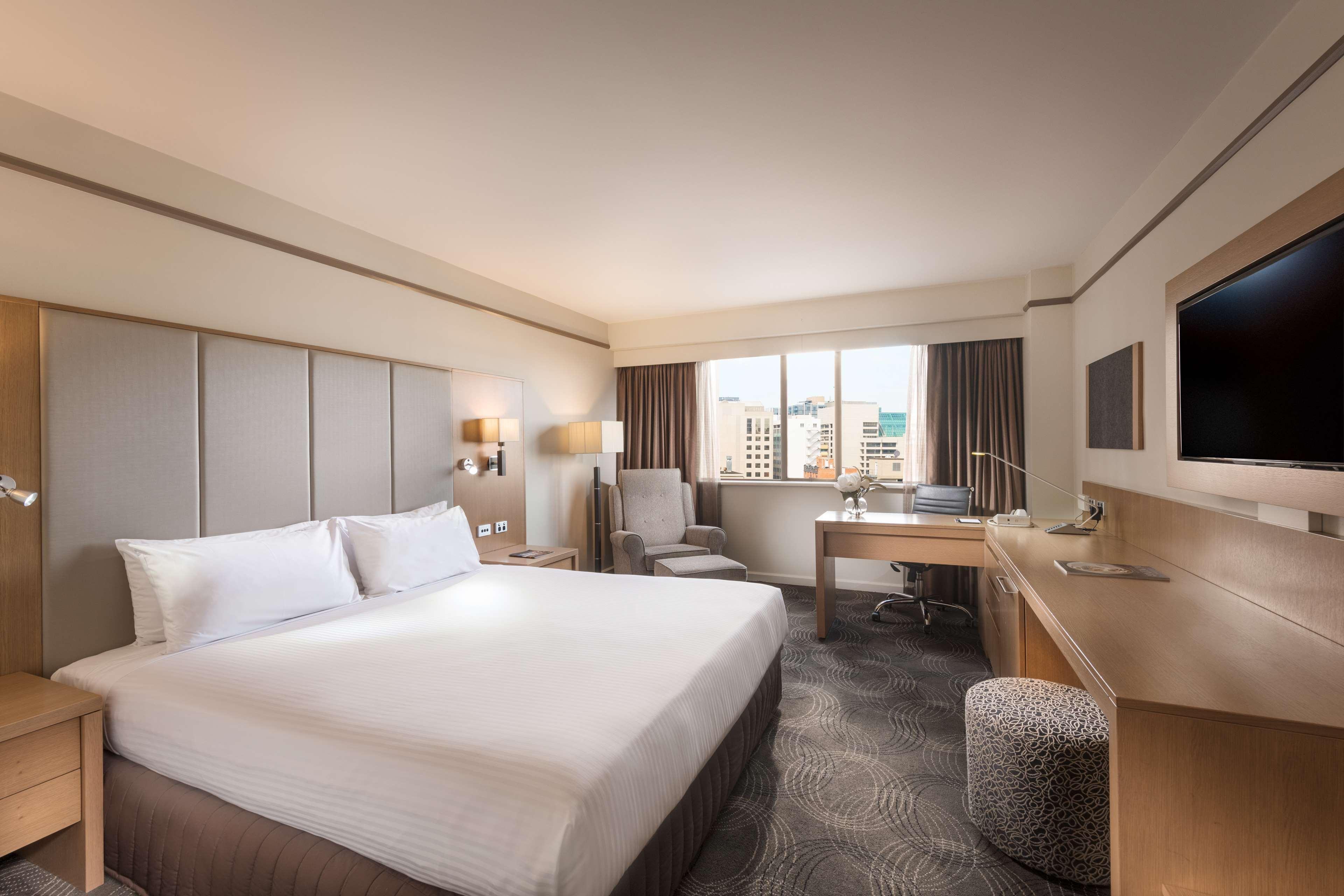 Отель Stamford Plaza Аделаида Экстерьер фото Deluxe Room
