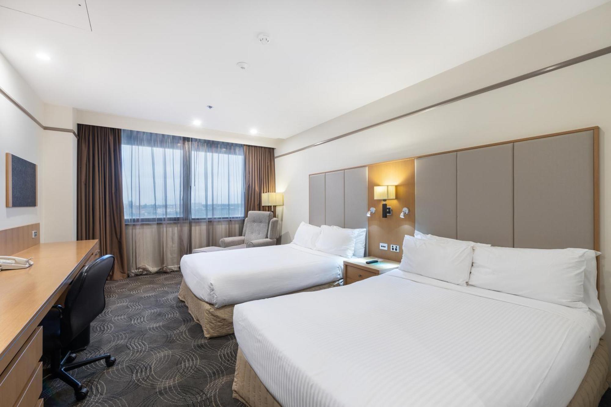 Отель Stamford Plaza Аделаида Экстерьер фото